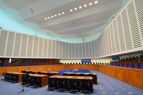 Evropský soud ve Štrasburku patří mezi největší soudní instituce na světě. zdroj: Adrian Grycuk, Wikimedia Commons